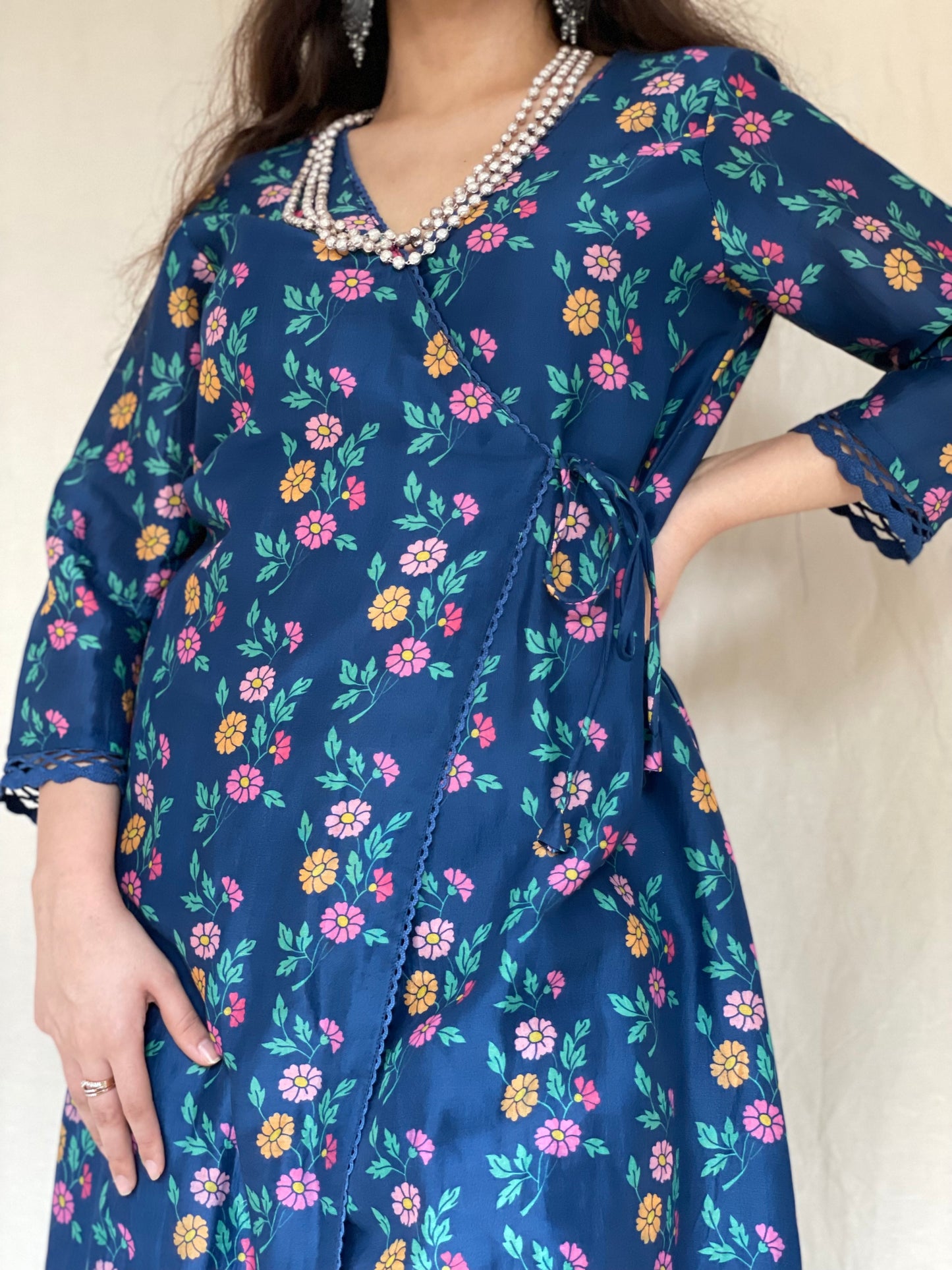 Navy blue floral printed kurta, pyjama and dupatta
