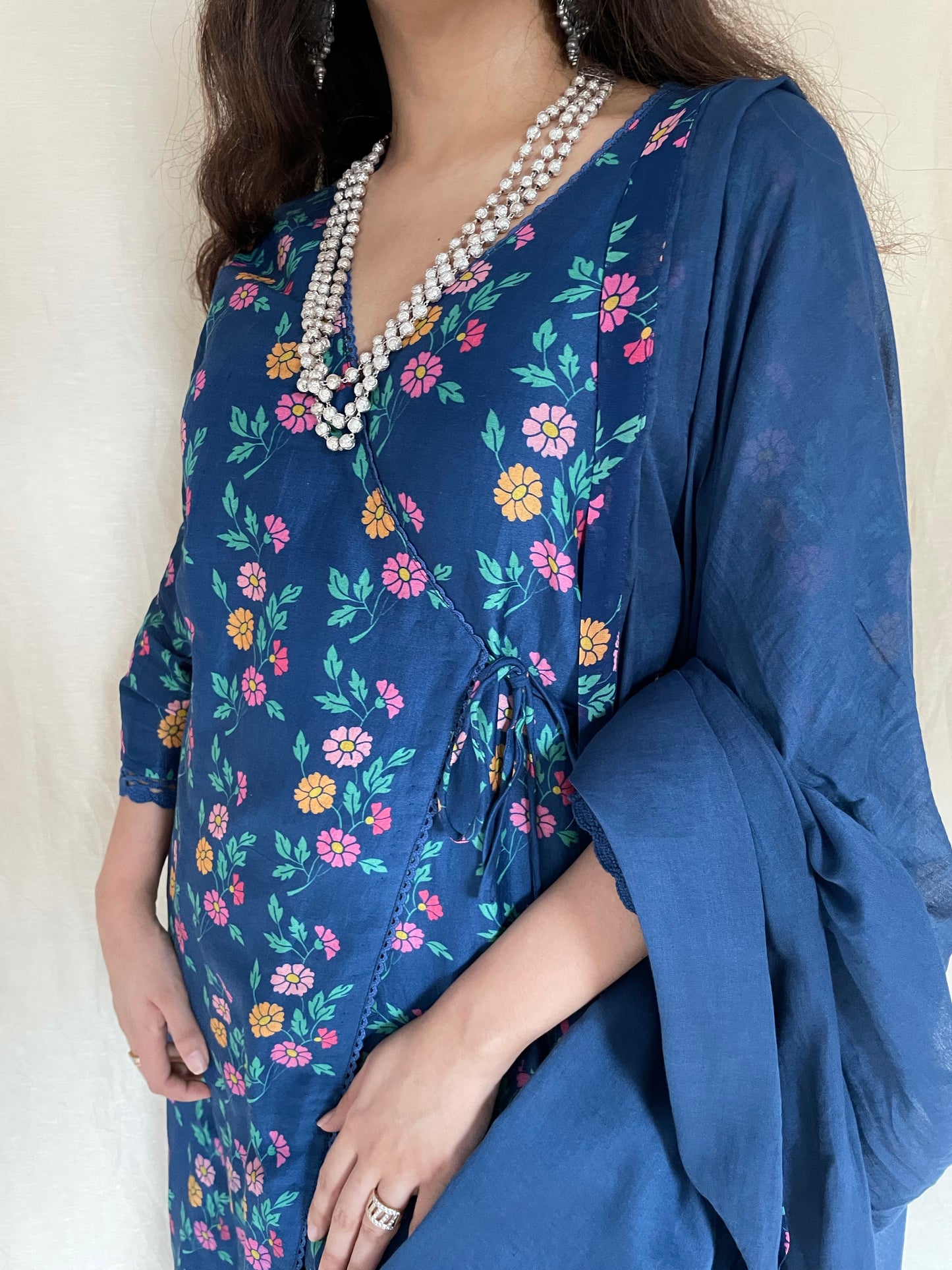Navy blue floral printed kurta, pyjama and dupatta