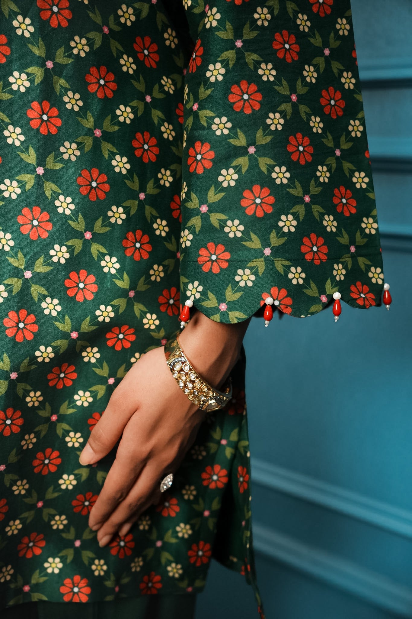 Bottle green printed & embroidered farshi set