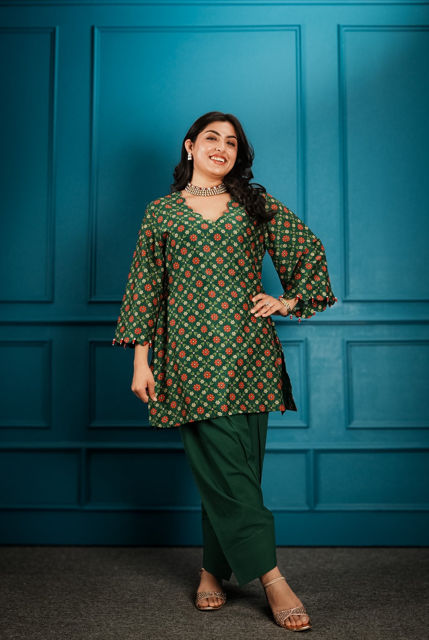 Bottle green printed & embroidered farshi set