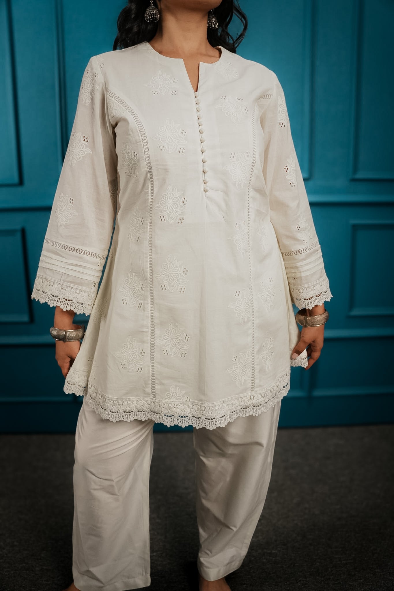 White kurta set
